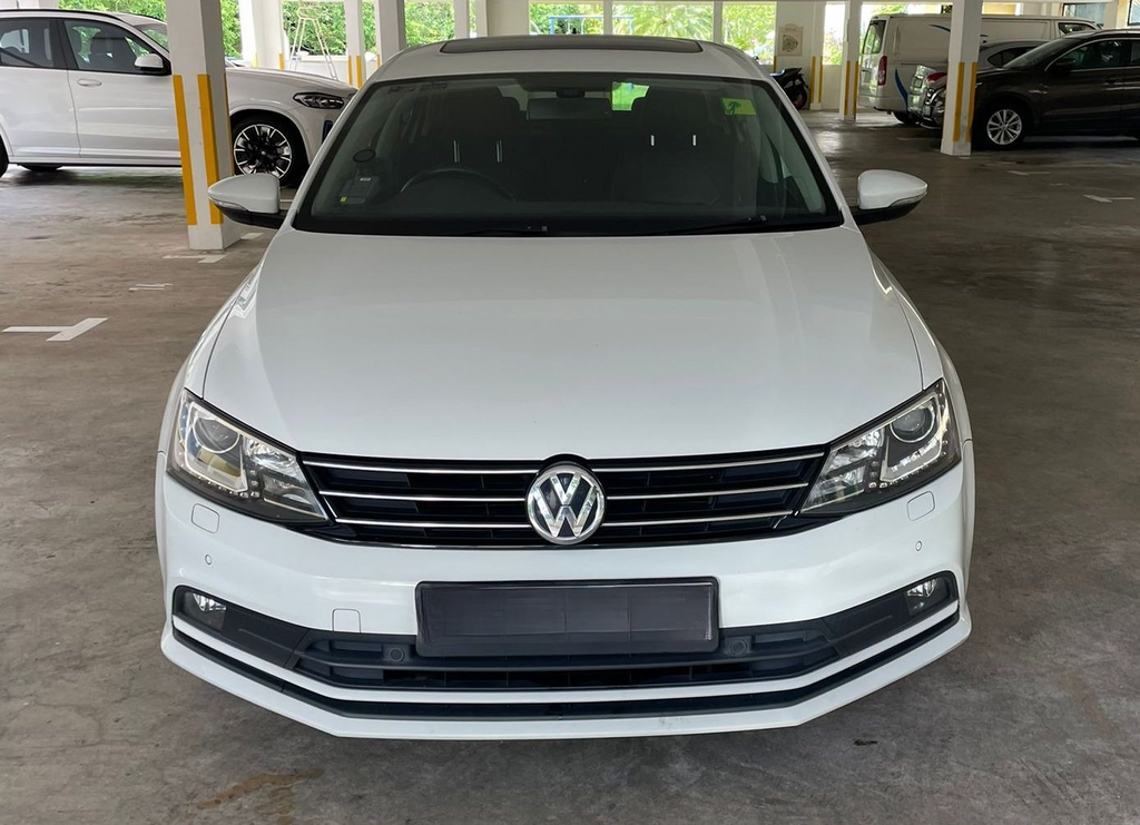 [NEW ARRIVAL] VOLKSWAGEN JETTA 1.4 TSI A/T - White Sedan (22 Feb 2017) - Used Car