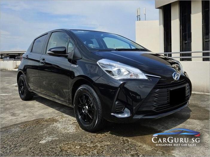 [SOLD] TOYOTA VITZ HYBRID 1.5F CVT - Black Hatchback (Jun 2018)