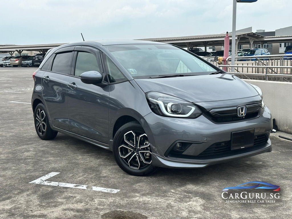 [NEW] HONDA FIT 1.5 E-HEV BASIC CVT - Grey Hatchback (Jul 2022)